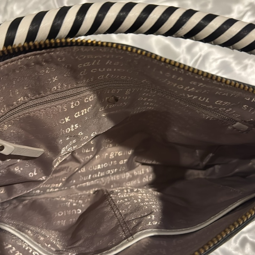 Kate Spade Black and White Crossbody or Hand Bag. Never used! - Picture 6 of 9